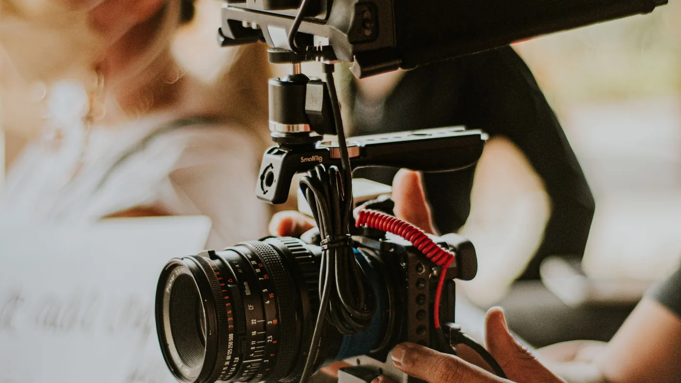 Film Distribution, Camera