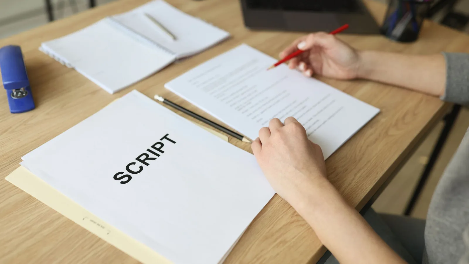 How Do You Become A Scriptwriter​?