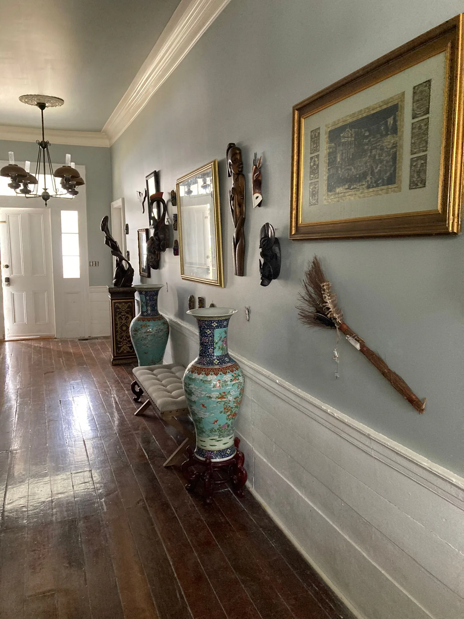 Living Room and Hallway standing set
